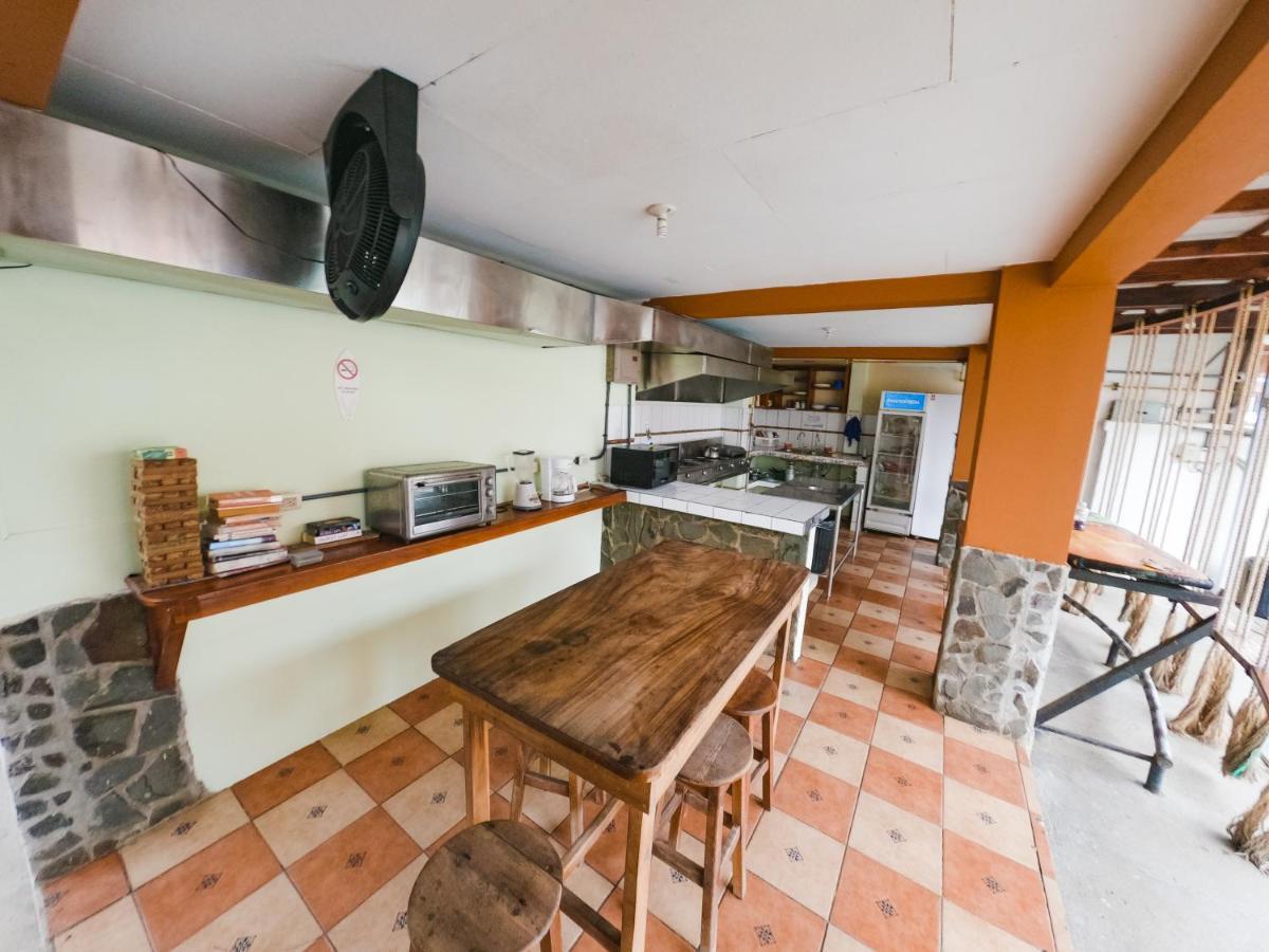 Hostel De Haan Jacó Dış mekan fotoğraf