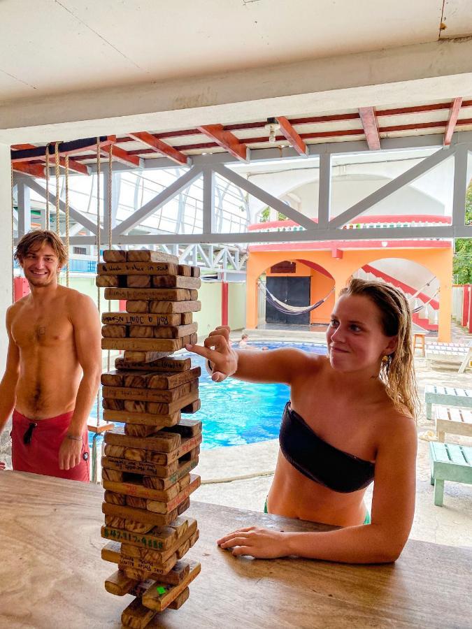 Hostel De Haan Jacó Dış mekan fotoğraf