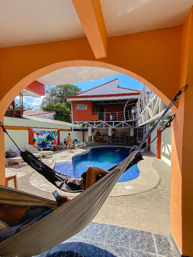 Hostel De Haan Jacó Dış mekan fotoğraf